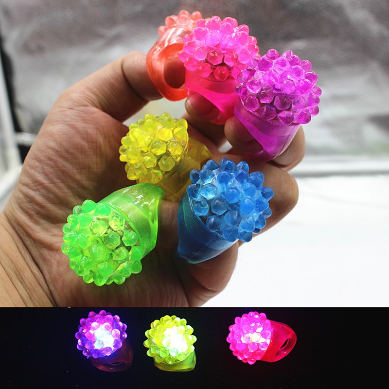 LED Light Up Ring Bumpy Rings  - đánh giá và giá Led Ring Light 18