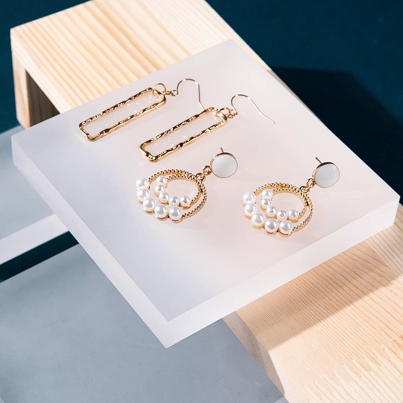 Matte Frosted Acrylic Jewelry  - đánh giá và giá Photography Lighting Guides